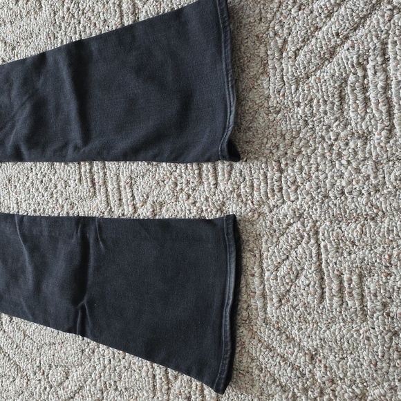 American Eagle High Rise Artist Flare Black Jeans Size 2 X-Long - Picture 7 of 7